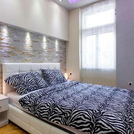 Apartment Royal Belgrad Exteriör bild